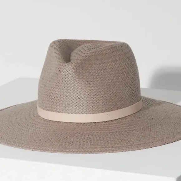 Janessa Leone Valentine Woven Hat - Picture 2 of 6